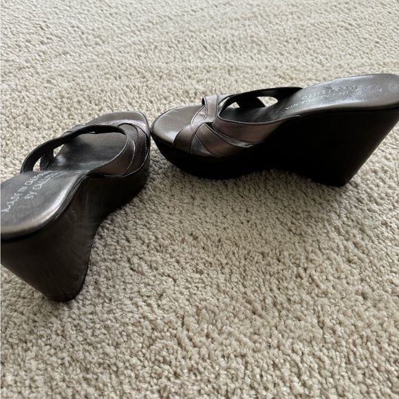 Pair of heeled sandals in good condition - Picture 1 of 2